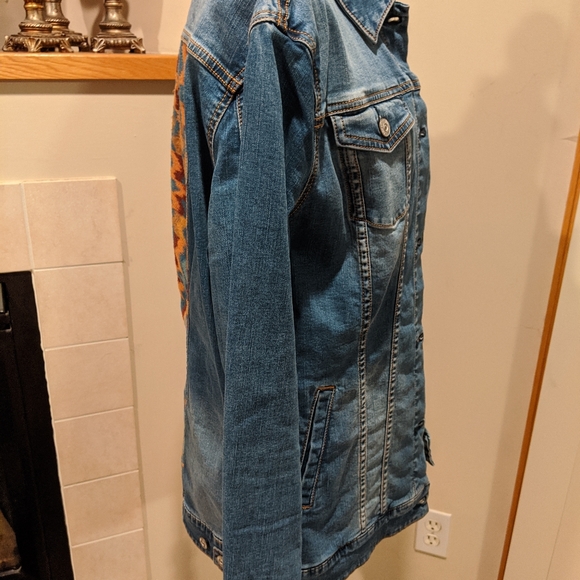 LulaRoe Jean Jacket - Picture 4 of 7